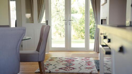 Cawood House | 2 Bridge View
