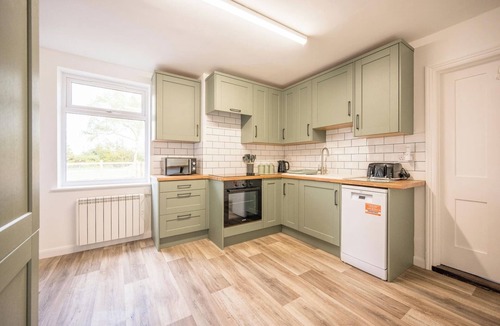 Leiston Apartment | 2 Crossing Cottage, Theberton