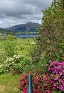 Cairndow House | 2 CV at Lochgoilhead with Swedish Hot Tub
