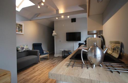 Much Wenlock Apartment | 2 Fox Studios