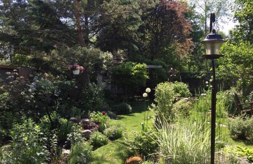 Historic Old Town Bed & Breakfast | 2 Moon Cottage