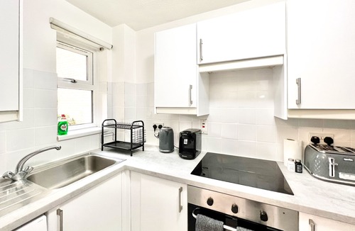 Bromley North Apartment | 20%off on Weeklyfamilybusinessleisure1 Bed Apt in ST Leonard's Street, Bow