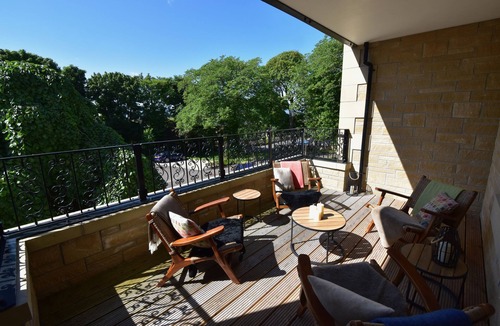 Dornoch Apartment | 20 Royal Golf Gardens - Premium Apartment