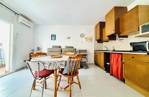 Roses Town Center Apartment | 2190 LAS MURALLAS 1-1, VERY WELL LOCATED, CLOSE TO SHOPS AND THE BEACH, CIUDADELA DE ROSES AREA.