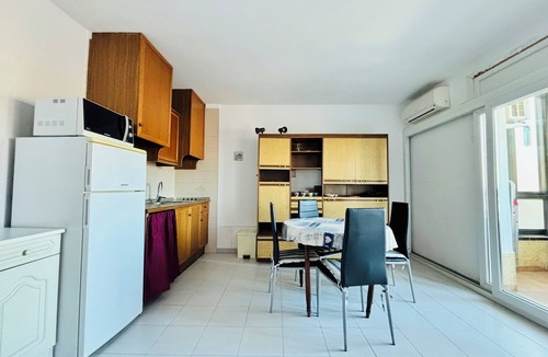 Roses Town Center Apartment | 2191 - LAS MURALLAS 3-1, VERY WELL LOCATED, CLOSE TO SHOPS AND THE BEACH, CIUDADELA DE ROSES AREA.
