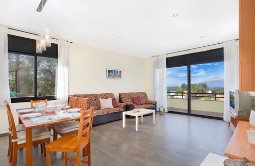 Vidreres Villa | 2CAM01 - Cozy 4 bedroom house with private pool located in a quiet area