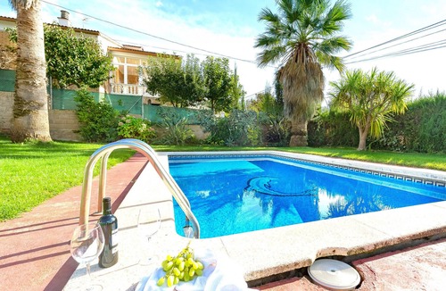 Lloret Blau Villa | 2FIN01 - Cozy 3 bedroom house with garden and private pool located in a quiet residential area