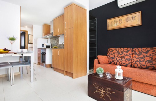 Lloret de Mar Apartment | 2KIS02- Cozy apartment for 4 people with pool located near the beach