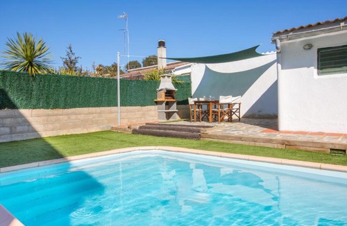 Vidreres Villa | 2Ona1 - Lloret de Mar