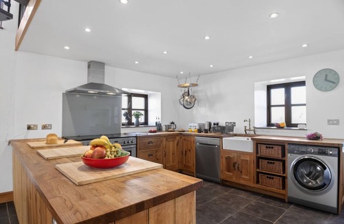 Ruthin Cottage | 3 Bed in Bontuchel (oc-t34920)