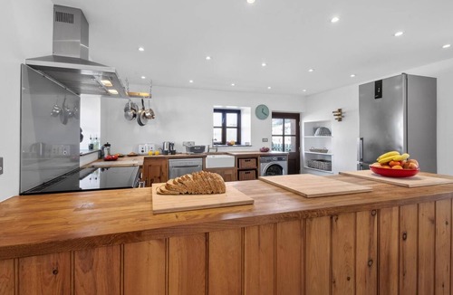 Ruthin Cottage | 3 Bed in Bontuchel (oc-t34920)