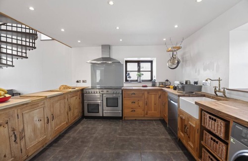 Ruthin Cottage | 3 Bed in Bontuchel (oc-t34920)