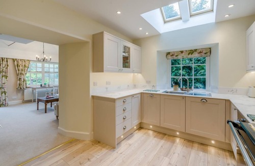 Crieff Cottage | 3 Bed in Comrie (oc-e33307)