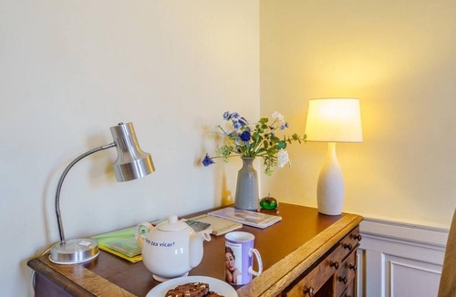 New Town Cottage | 3 Bed in Edinburgh (oc-79008)