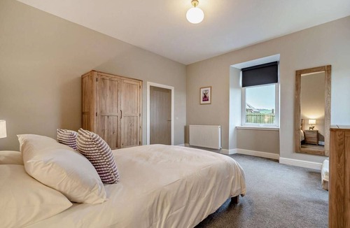 Girvan Cottage | 3 Bed in Girvan (oc-96394)