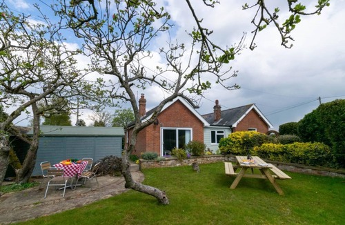 Knodishall House | 3 Bed in Knodishall (oc-sthurs)