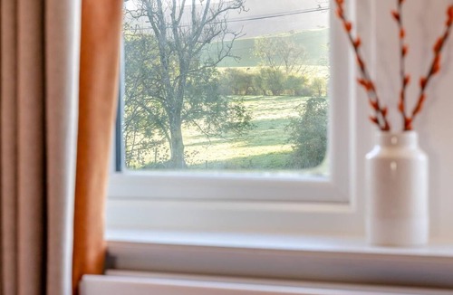 Workington Cottage | 3 Bed in Lamplugh (oc-92616)