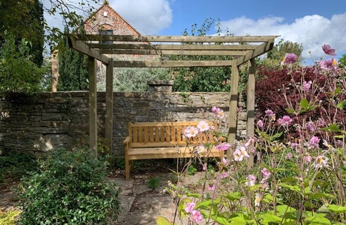 Muchelney Cottage | 3 Bed in Langport (oc-75576)