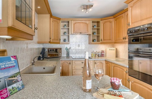 Lochearnhead Cottage | 3 Bed in Lochearnhead (oc-c33641)