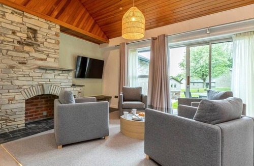 St Mellion House | 3 Bed in Saltash (oc-87719)