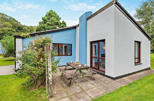 Saltash Cabin | 3 Bed in Saltash oc-30040