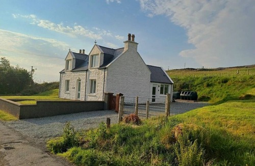 Suladale Cottage | 3 Bed in Snizort (oc-h34778)