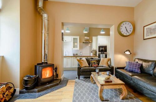 Stronachlachar House | 3 Bed in Stirling oc-78670