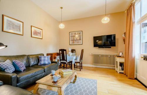 Stronachlachar House | 3 Bed in Stirling oc-78670