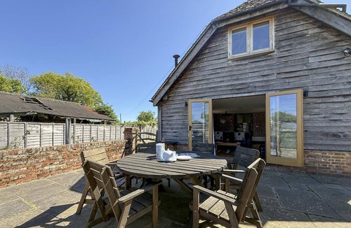 Tenterden Cottage | 3 Bed in Tenterden (oc-p36303)