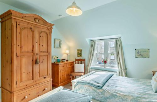 Backworth House | 3 Bed in Whitley Bay CN013