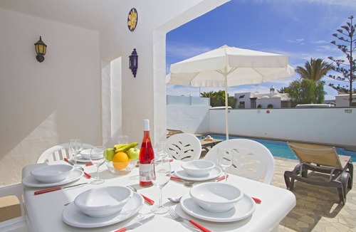 Puerto del Carmen Villa | 3 Bed Villa, Private Heated Pool Central Puerto Del Carmen, Fantastic Locatio