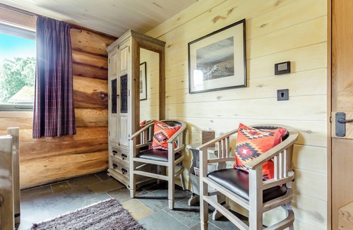 Glen Urquhart Apartment | 3 bedroom accommodation in Beauly, near Drumnadrochit