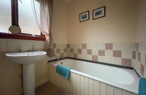 Badcall Cottage | 3 bedroom accommodation in Kinlochbervie