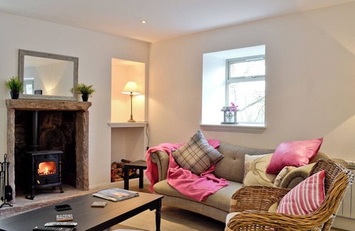 Alexandria Cottage | 3 bedroom accommodation in Gartocharn, near Drymen
