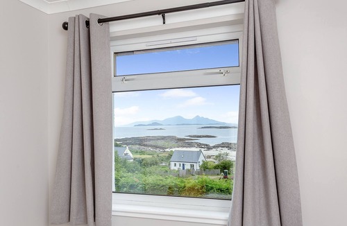 Ardnamurchan Peninsula Cottage | 3 bedroom accommodation in Portuairk