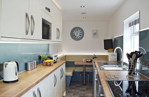 Murthly Cottage | 3 bedroom accommodation in Waterloo, near Dunkeld