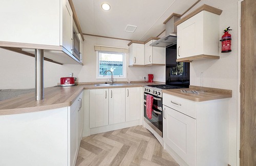 Penrith House | 3 bedroom Gold Caravan Pet Friendly
