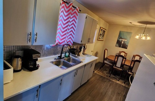 Elliot Lake House | 3 Bedroom House in Elliot Lake