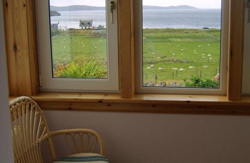 Ullapool House | 3 Bedroom House with Sea View - Top House