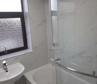 Heath Villa | 3 Bedroom London Home