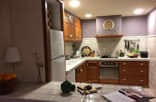 Begur House | 3 bedroom semi-detached house in Sa Riera, Begur. Sea views, terrace and shared pool (Ref:H12)
