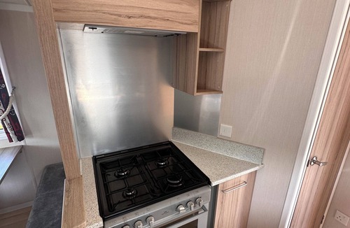 Glasgow House | 3-Bedroom Swift Caravan, Glasgow