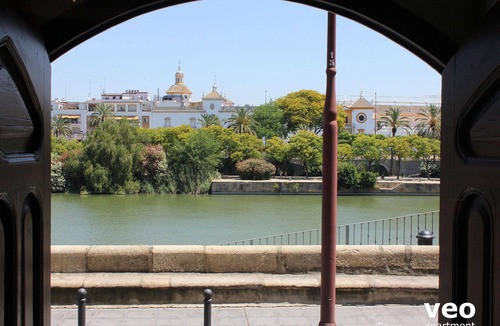 Triana House | 3 bedrooms, private terrace, river views
