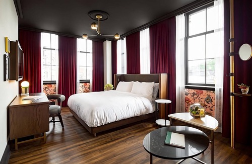 Riverside Hotel | 3 Corner King Suite in East End Toronto | Pet Friendly