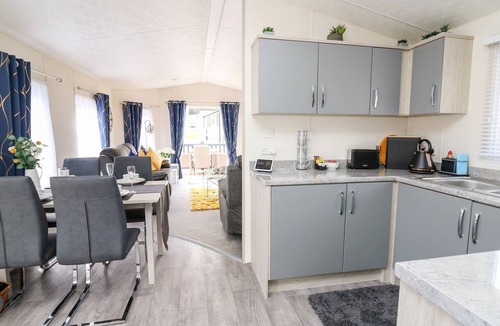 Felinfach Cottage | 33 Woodpecker Lodge