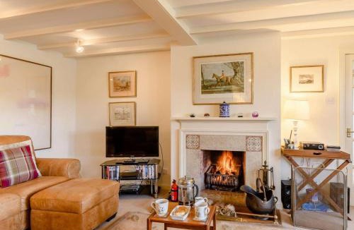 Ayr House | 4 Bed in Ayr- oc-90038