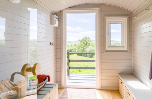 Newcastle-on-Clun Cottage | 4 Bed in Beguildy (oc-t41741)