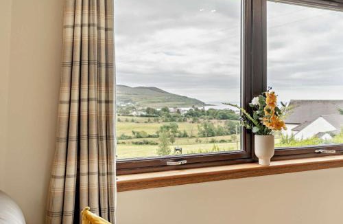 Blackwaterfoot House | 4 Bed in Isle Of Arran oc-95184
