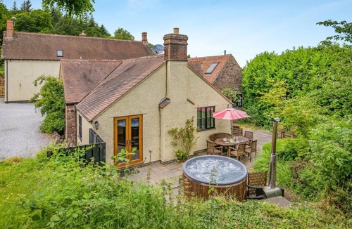 Nether Stowey Cottage | 4 Bed in Nether Stowey (oc-c30195)