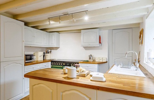 Bere Ferrers Cottage | 4 Bed in Yelverton (oc-rtide)